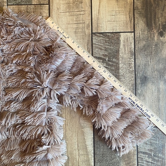 She & Sky Shaggy Tan Faux Fur Jacket/Shrug - Picture 11 of 16